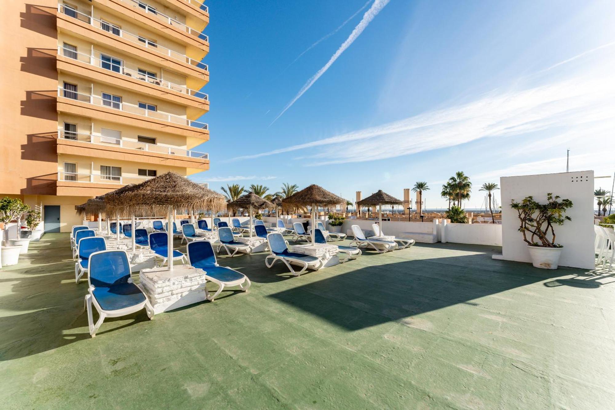 Pyr Studio Apt Partial Seaview Фуэнхирола Экстерьер фото