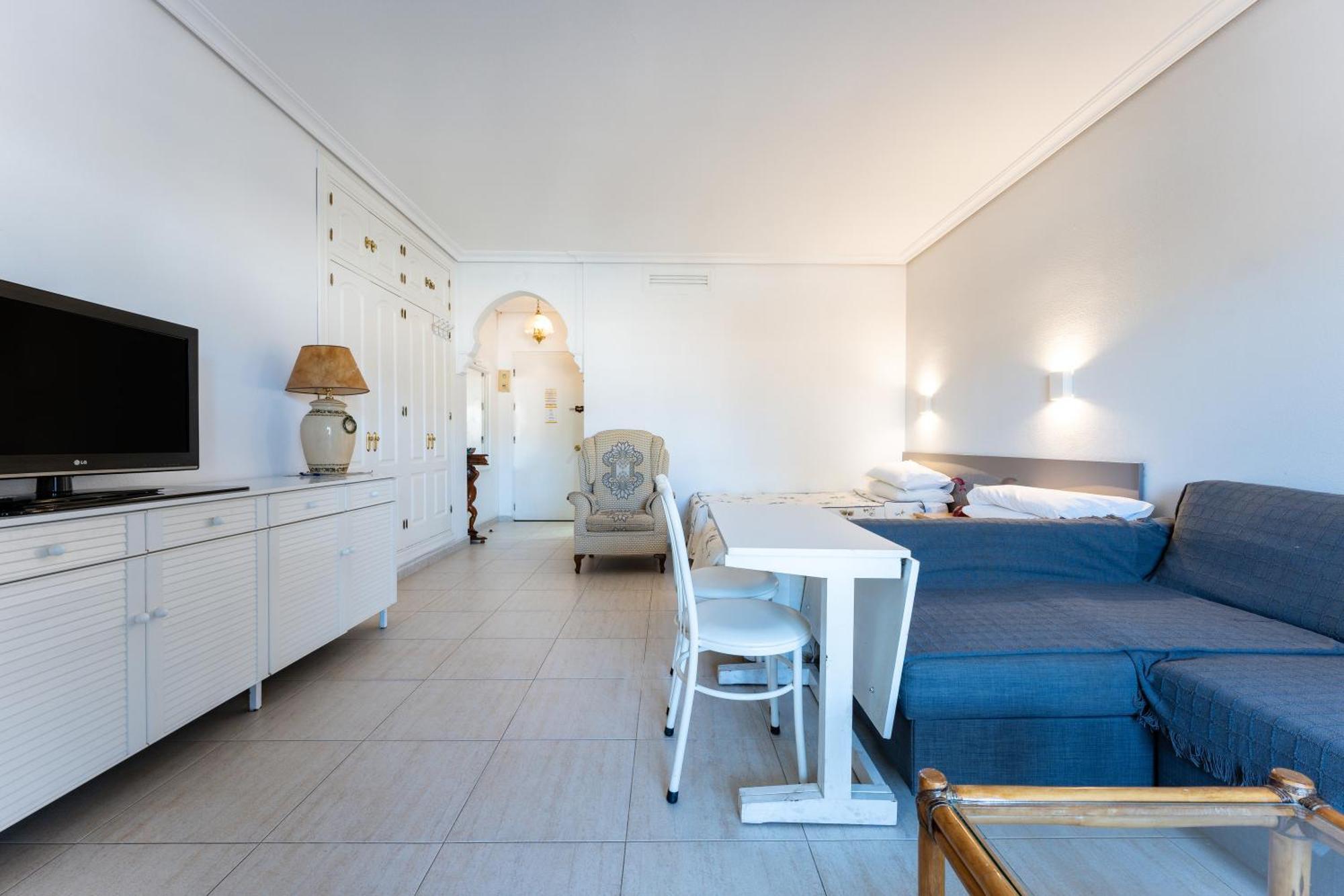 Pyr Studio Apt Partial Seaview Фуэнхирола Экстерьер фото