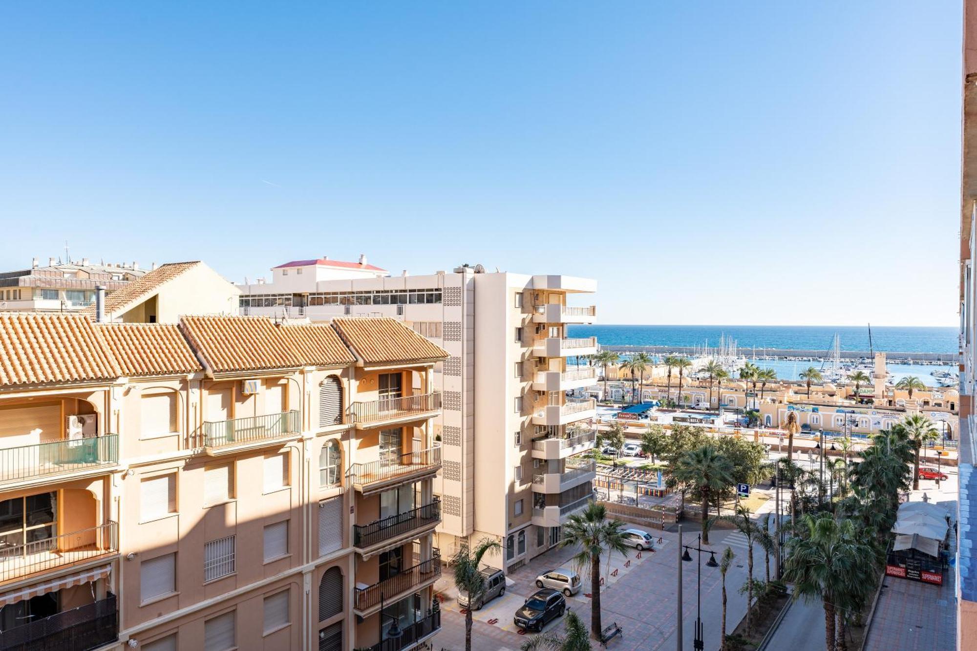 Pyr Studio Apt Partial Seaview Фуэнхирола Экстерьер фото